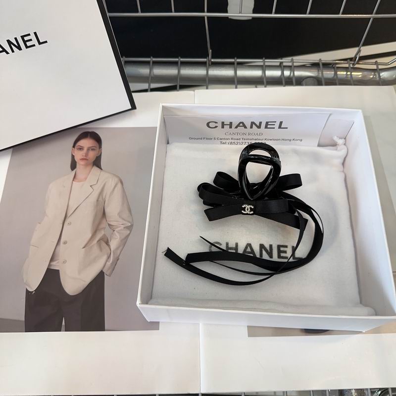 Chanel Hairpin hh (153)